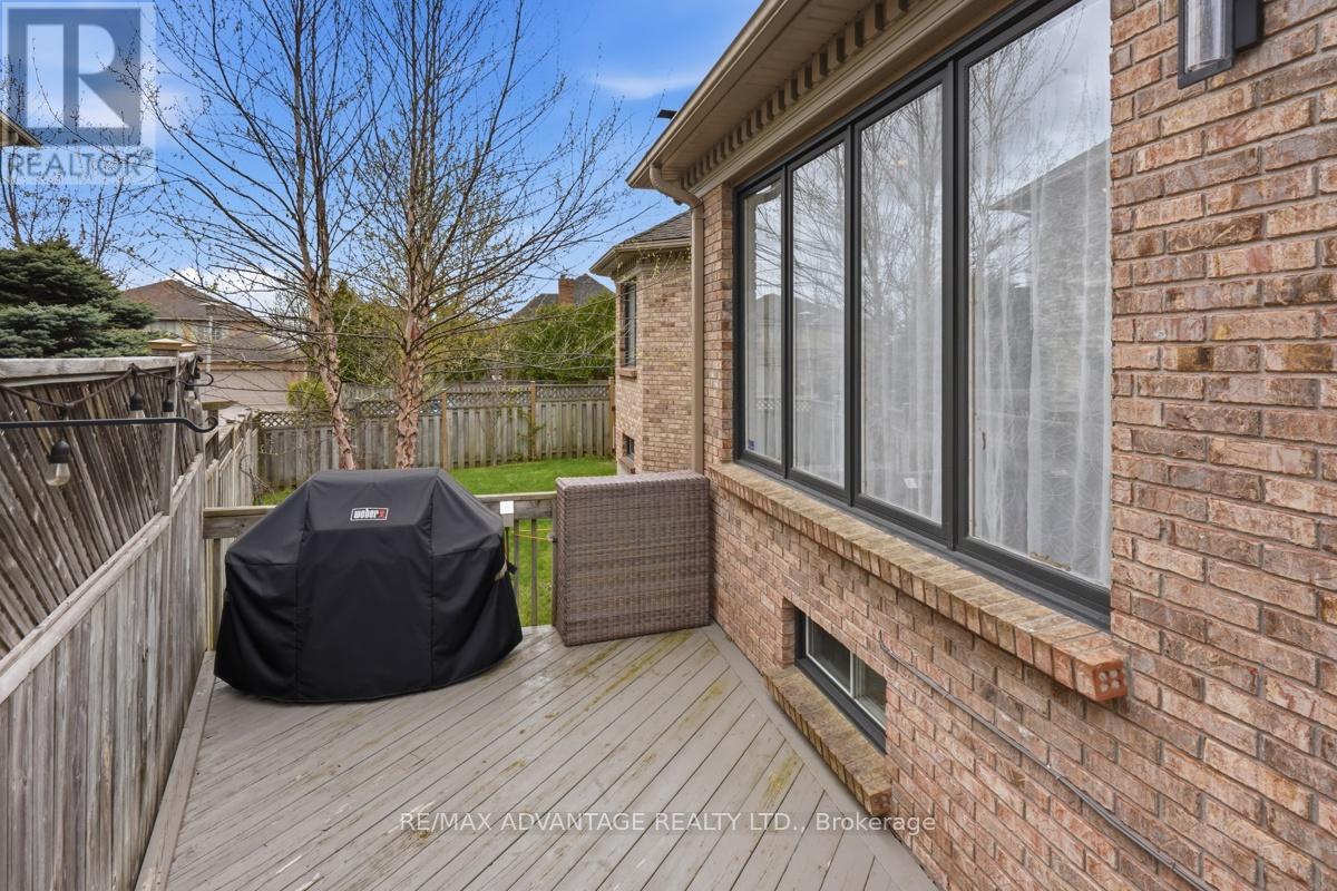 1 Smallman Drive, London North, Ontario  N6G 4R3 - Photo 37 - X13078132