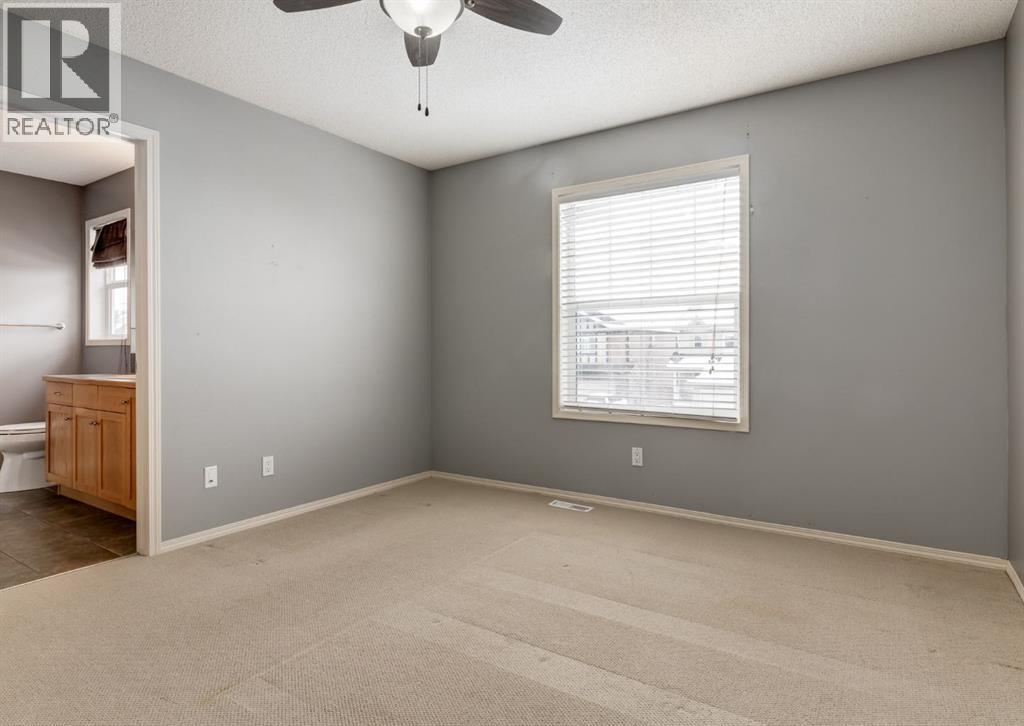 113 Luxstone Green Sw, Airdrie, Alberta  T4B 3B9 - Photo 17 - A2294849