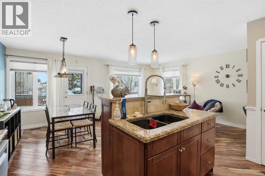 161 Douglas Glen Heath SE, Calgary, Alberta  T2Z 2N1 - Photo 6 - A2303449