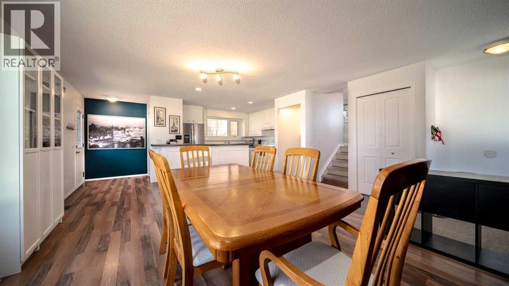 888 Mckenzie Drive Se, Calgary, Alberta  T2Z 1Z1 - Photo 11 - A2306494