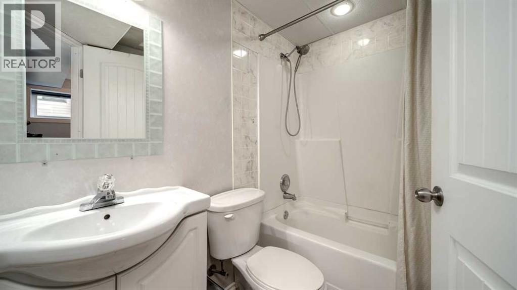 888 Mckenzie Drive Se, Calgary, Alberta  T2Z 1Z1 - Photo 25 - A2306494