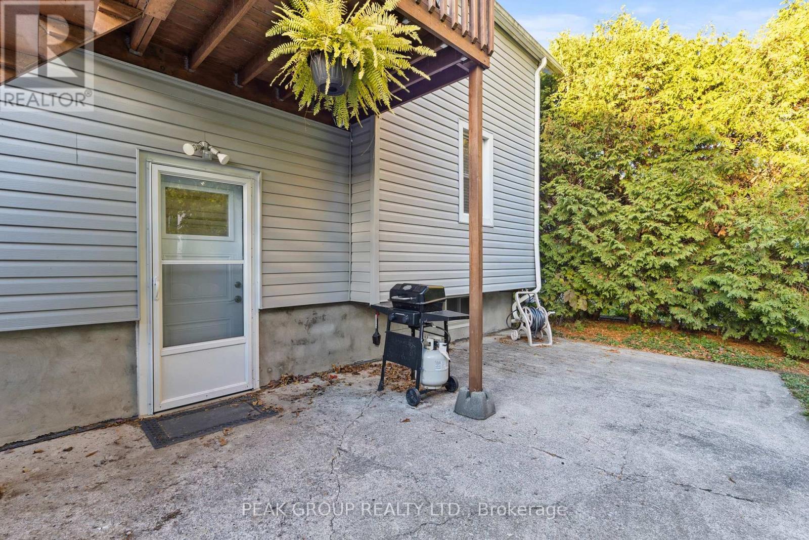 4732 Ryerson Crescent, Niagara Falls, Ontario  L2E 1E5 - Photo 25 - X13078296