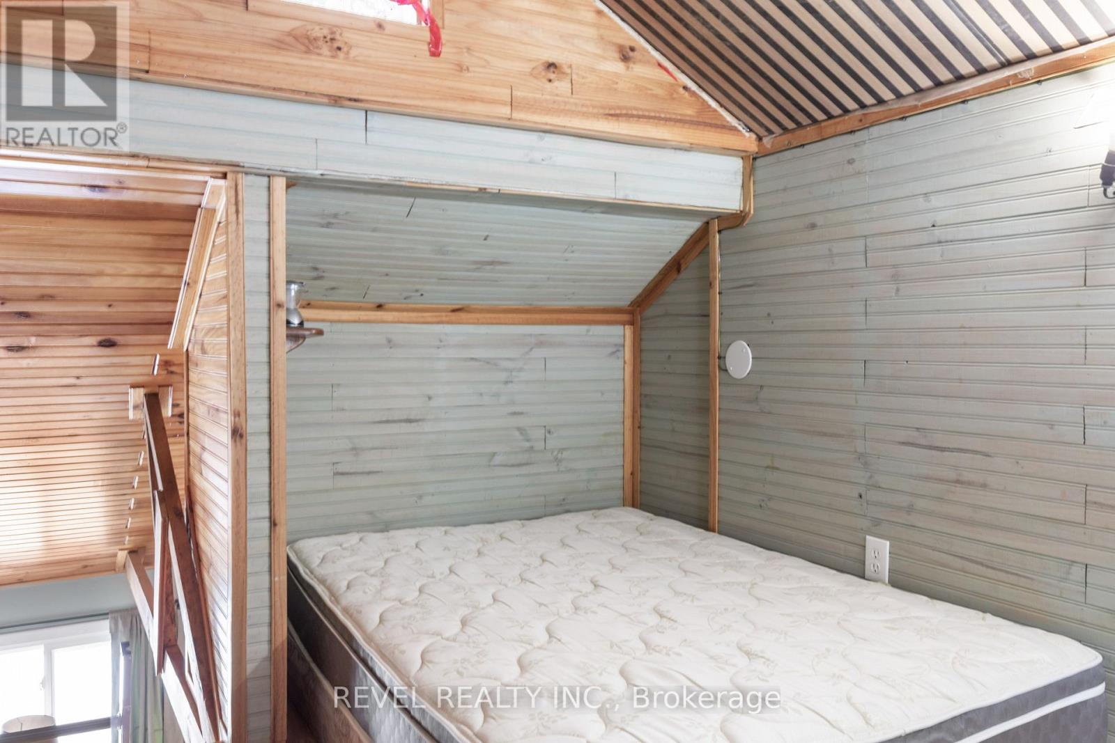 1129 Lakeshore Road, Highlands East, Ontario  K0M 1R0 - Photo 29 - X12909984