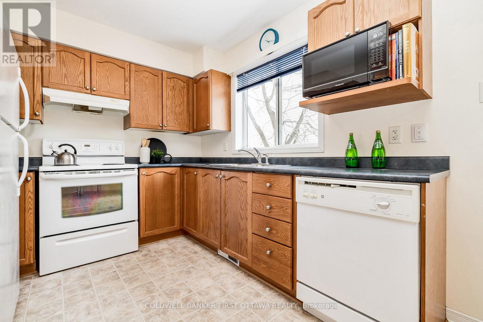 389 Wiffen Private, Ottawa, Ontario  K2H 1G4 - Photo 11 - X12867372