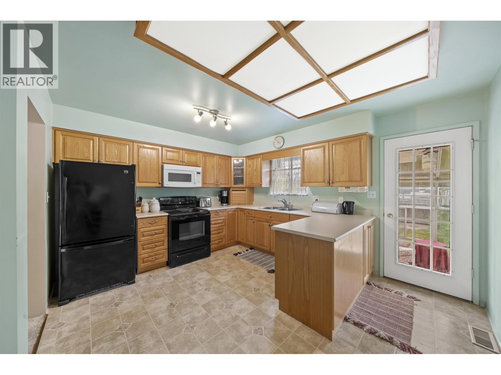 11688 Darby Street, Maple Ridge, British Columbia  V2X 5E9 - Photo 14 - R3118754