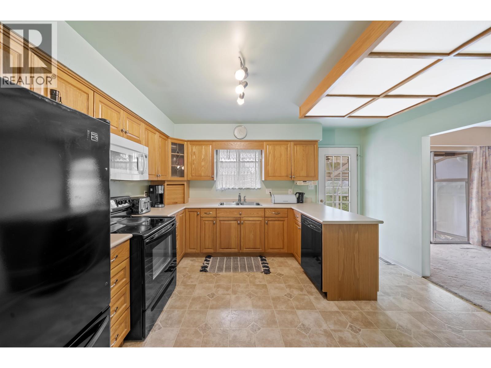 11688 Darby Street, Maple Ridge, British Columbia  V2X 5E9 - Photo 15 - R3118754