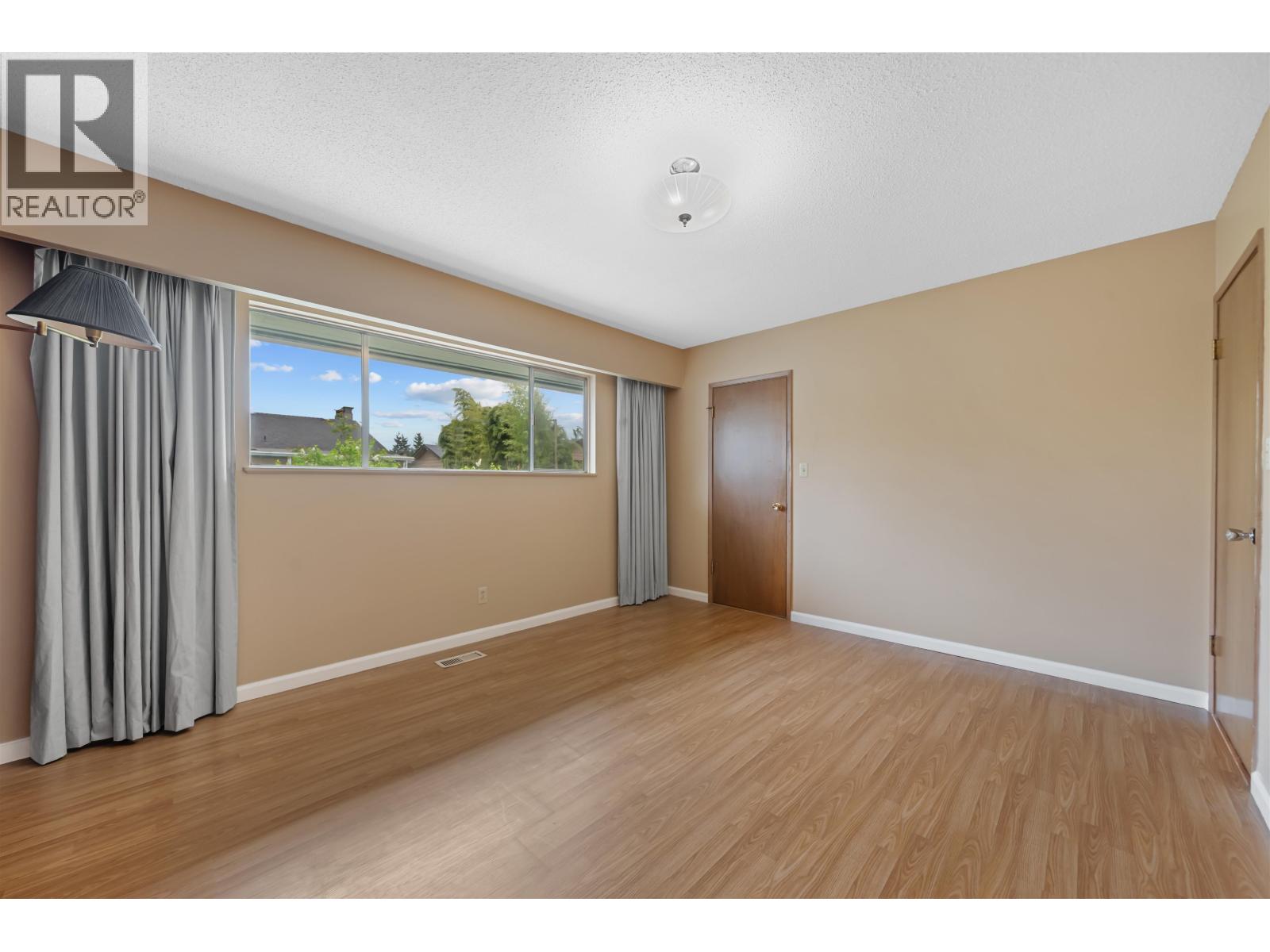 11688 Darby Street, Maple Ridge, British Columbia  V2X 5E9 - Photo 17 - R3118754