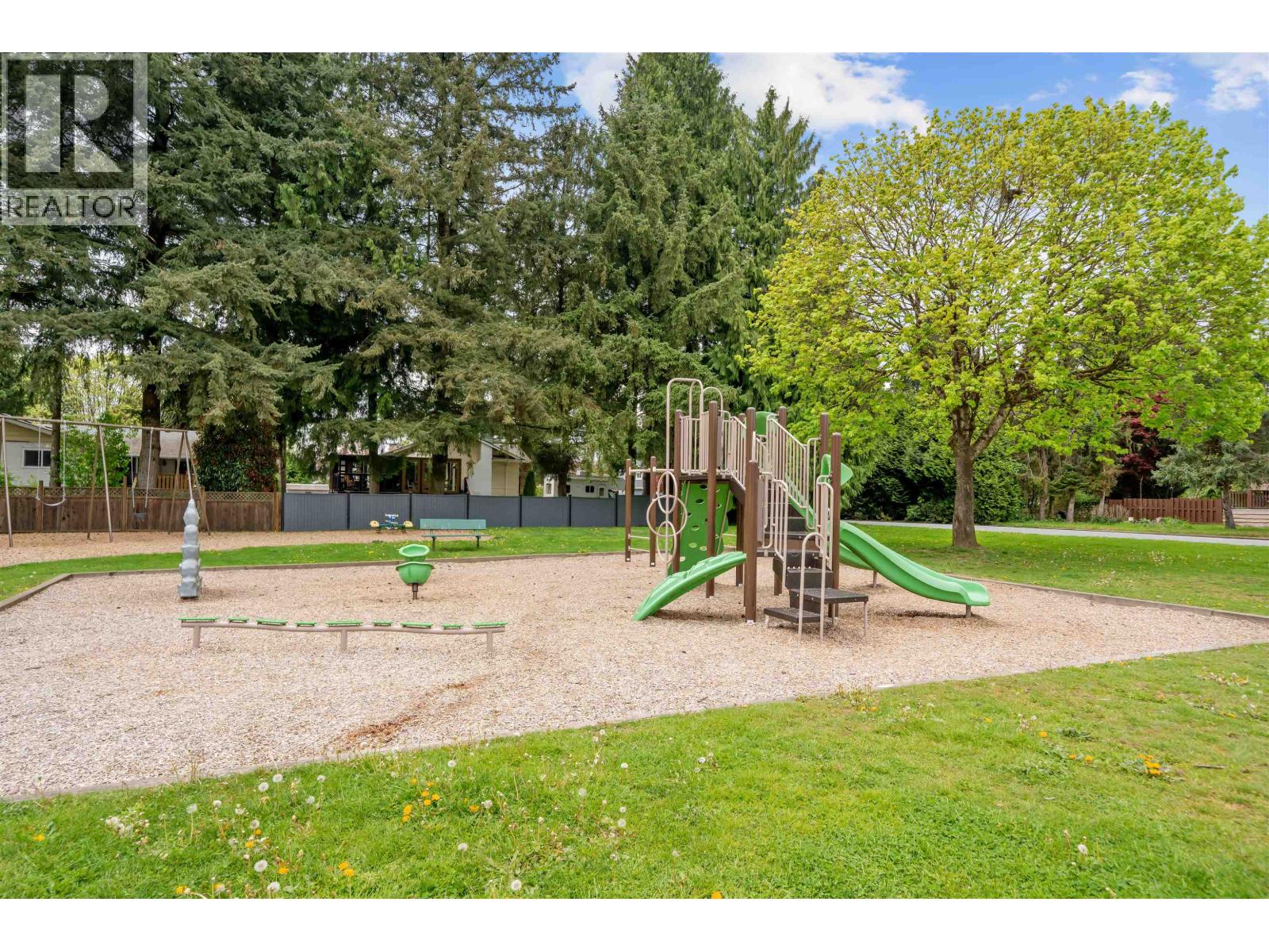 11688 Darby Street, Maple Ridge, British Columbia  V2X 5E9 - Photo 39 - R3118754