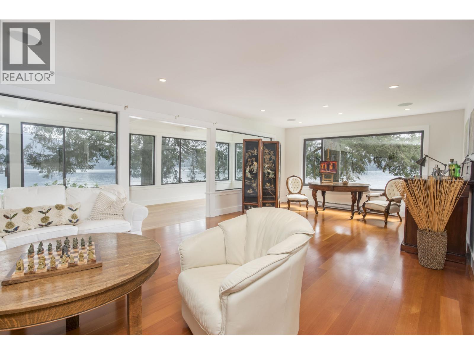 5445 Indian River Drive, North Vancouver, British Columbia  V7G 2T7 - Photo 10 - R3118755
