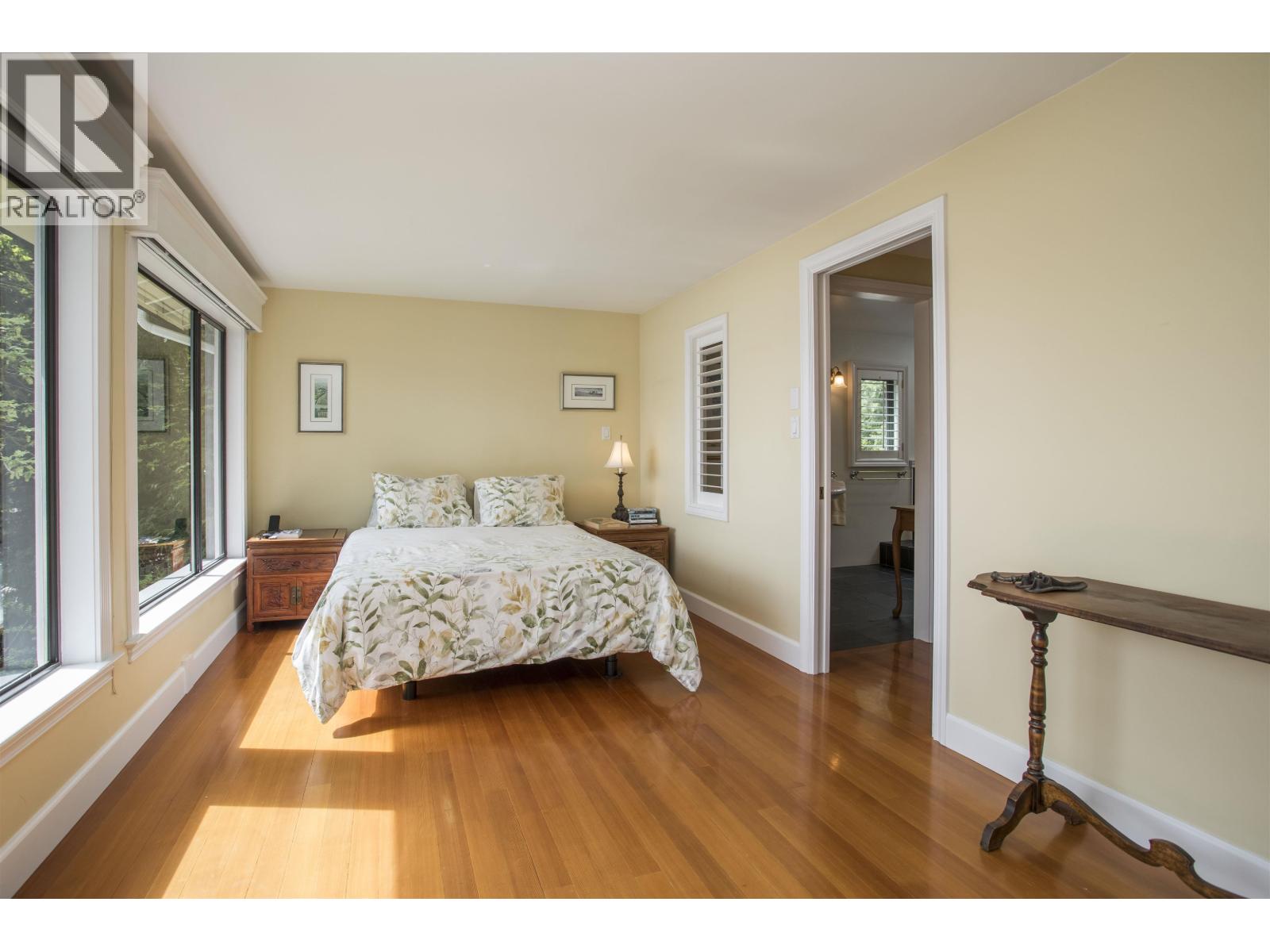 5445 Indian River Drive, North Vancouver, British Columbia  V7G 2T7 - Photo 15 - R3118755