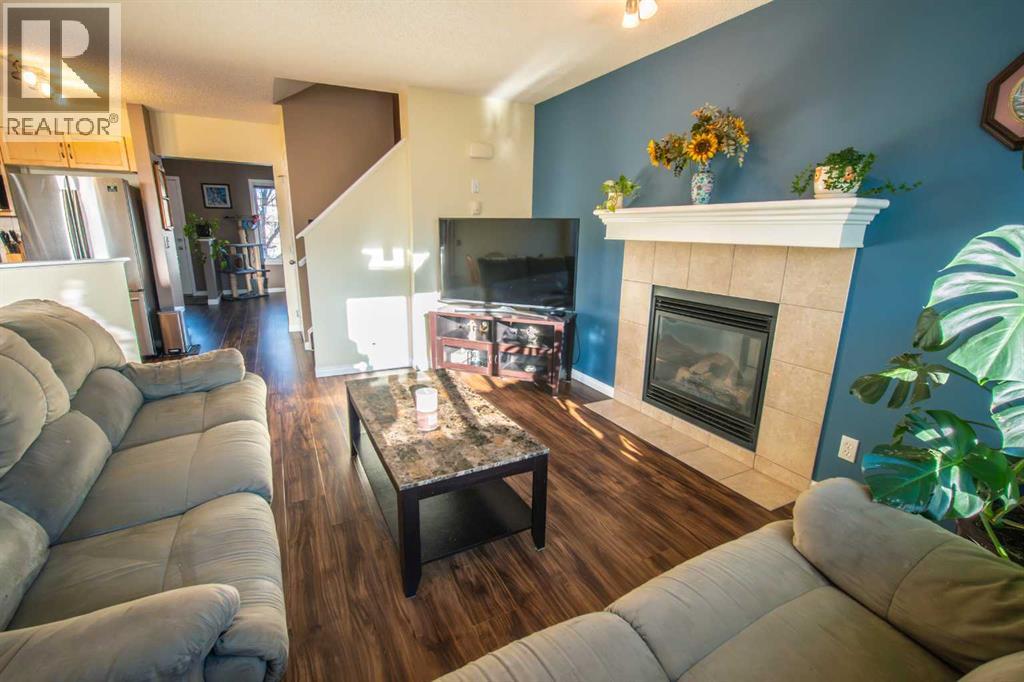 11 Saddlebrook Mews Ne, Calgary, Alberta  T3J 0B3 - Photo 9 - A2279158