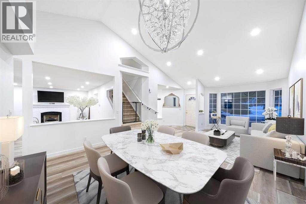 16 Sandringham Close NW, Calgary, Alberta  T3K 3W8 - Photo 3 - A2286563