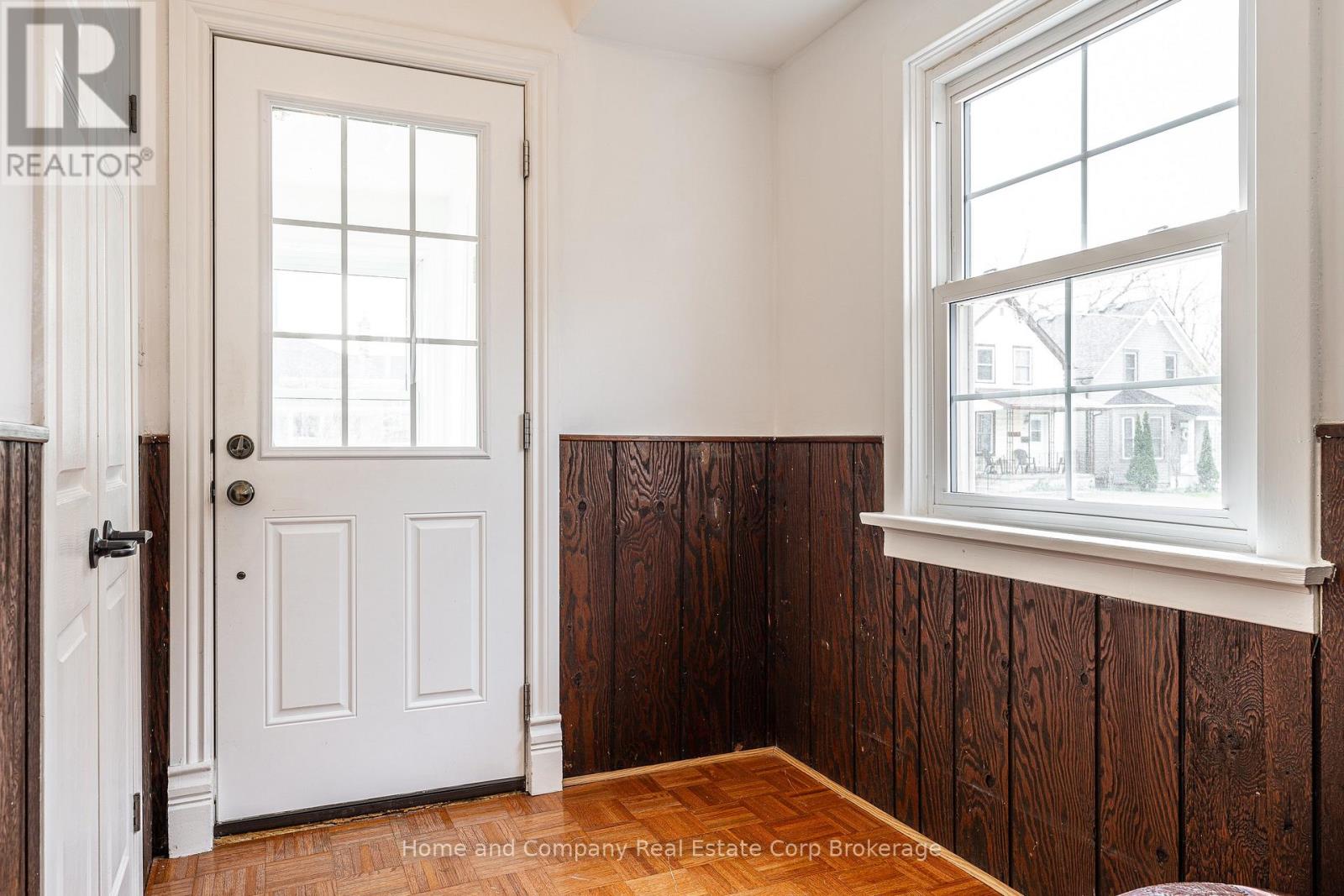 94 Milton Street, Stratford, Ontario  N5A 3V1 - Photo 6 - X13078232