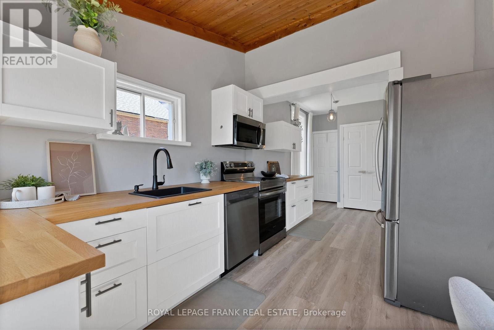 916 Highway 7, Kawartha Lakes, Ontario  K0M 2M0 - Photo 16 - X13078134