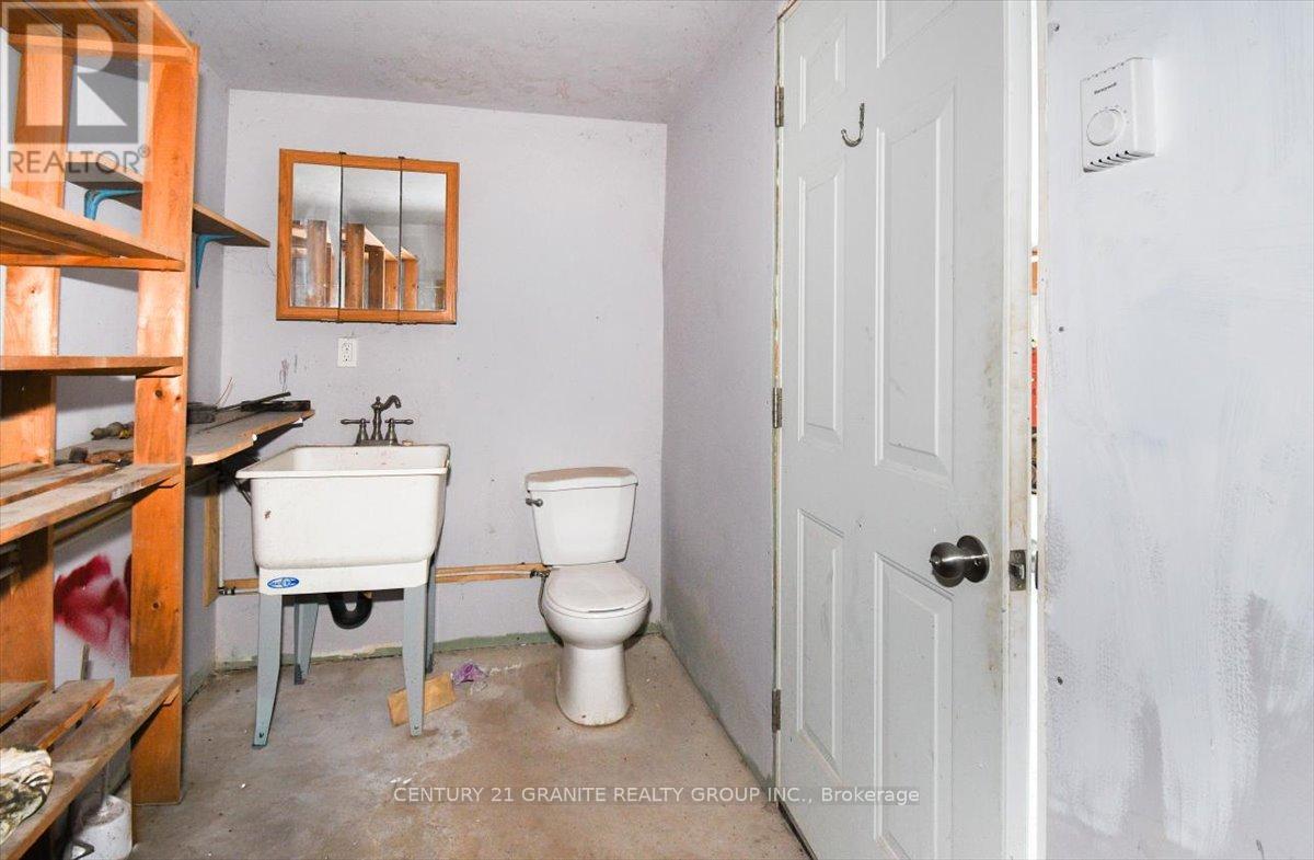 1725 Loop Road, Highlands East, Ontario  K0L 3C0 - Photo 8 - X13078256