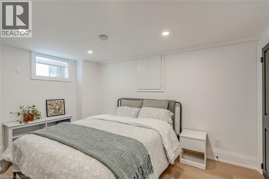 564 Maplehill Drive, Burlington, Ontario  L7N 2W3 - Photo 35 - 40824379
