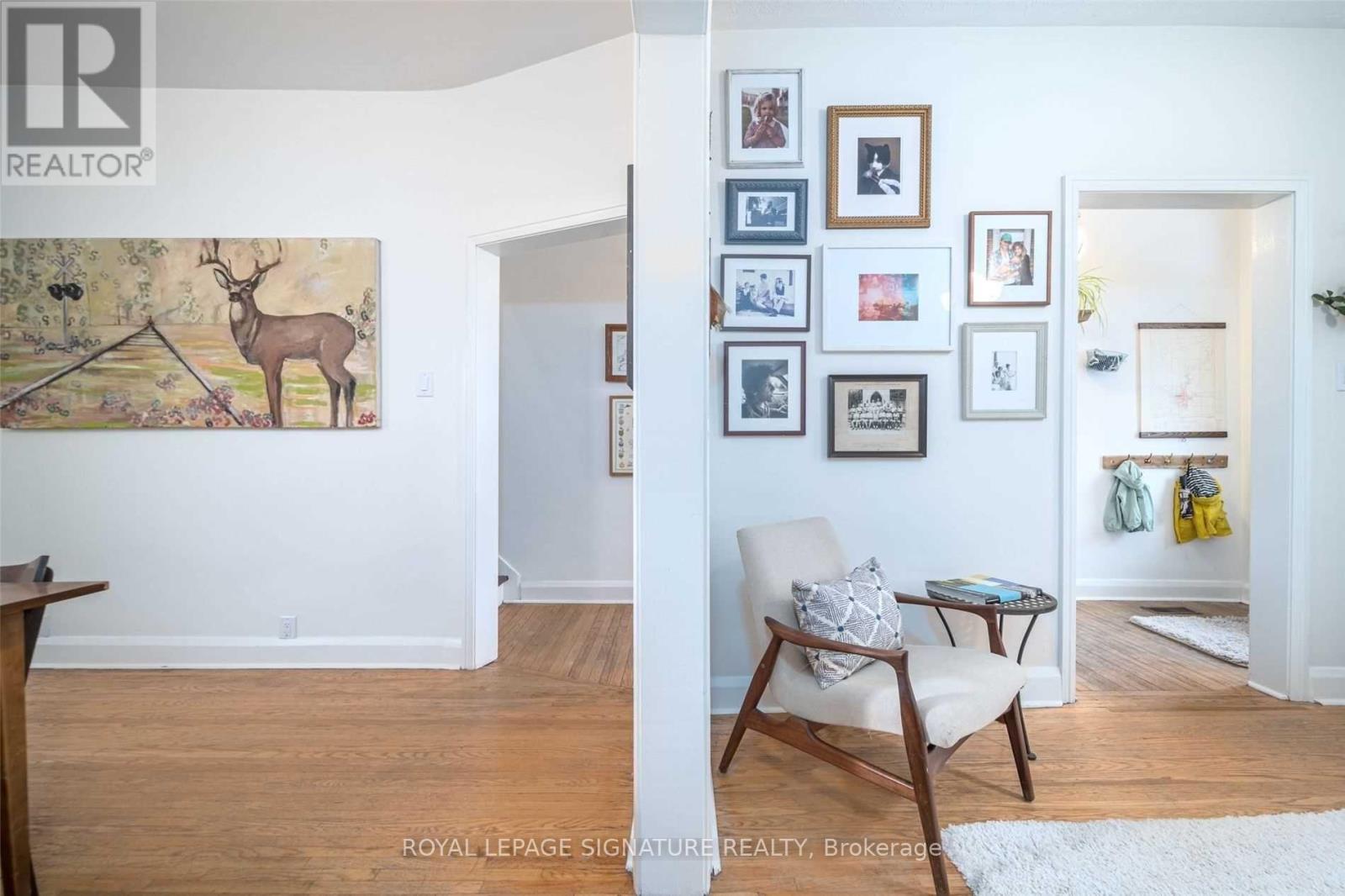 74 Wolseley Street, Toronto, Ontario  M5T 1A5 - Photo 3 - C13078136