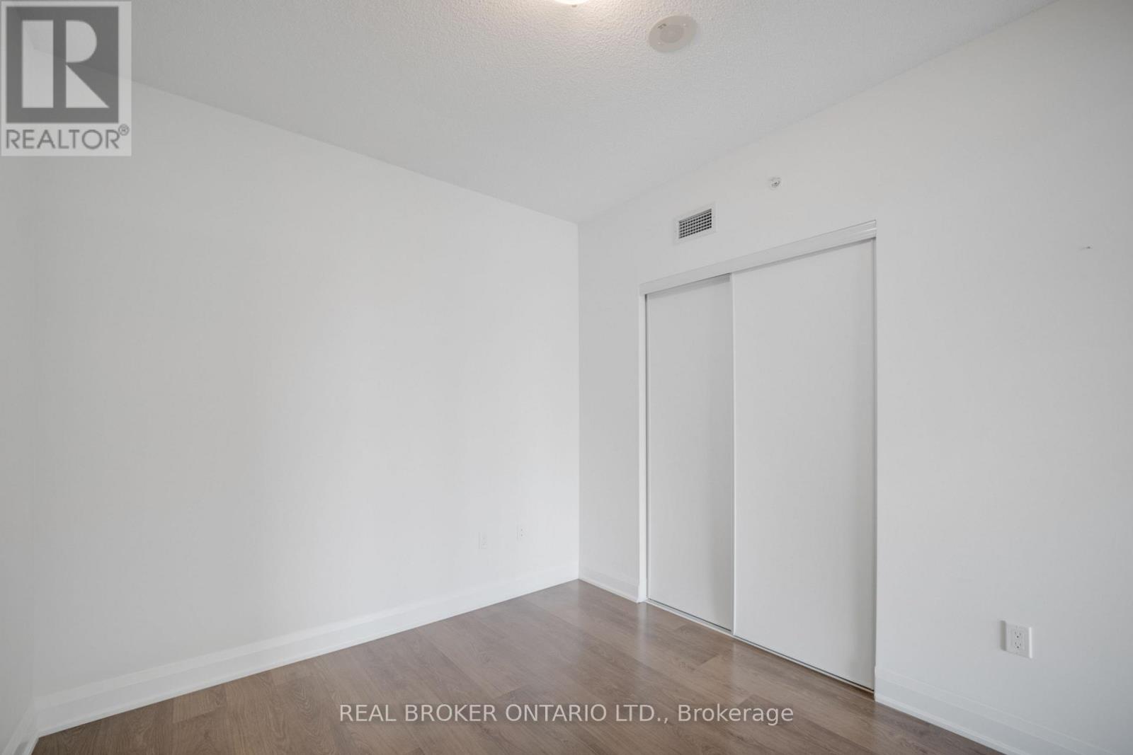 1118 - 160 Vanderhoof Avenue, Toronto, Ontario  M4G 0B7 - Photo 7 - C13078252