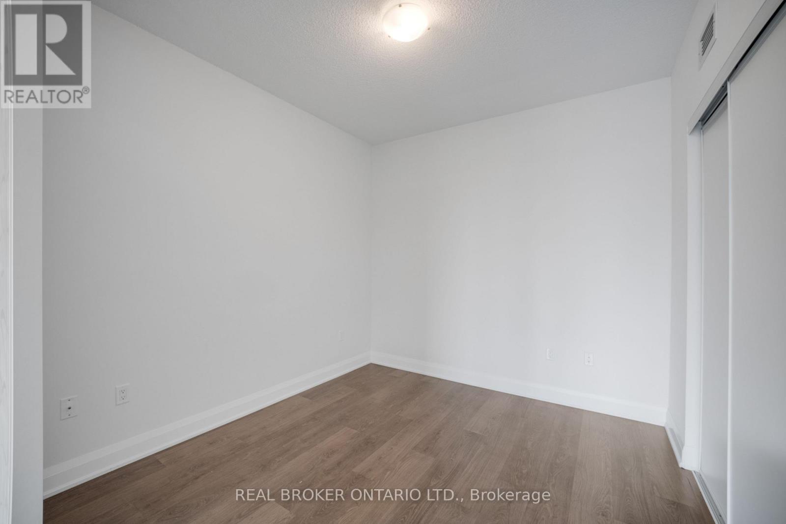 1118 - 160 Vanderhoof Avenue, Toronto, Ontario  M4G 0B7 - Photo 8 - C13078252
