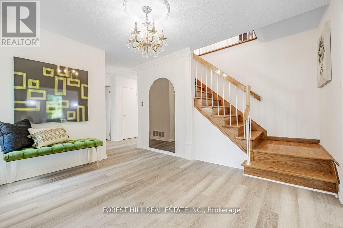2977 Bayview Avenue, Toronto, Ontario  M2K 1E9 - Photo 2 - C13078286