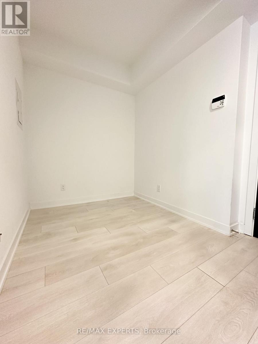 1310 - 501 Yonge Street, Toronto, Ontario  M4Y 0H2 - Photo 4 - C13078306