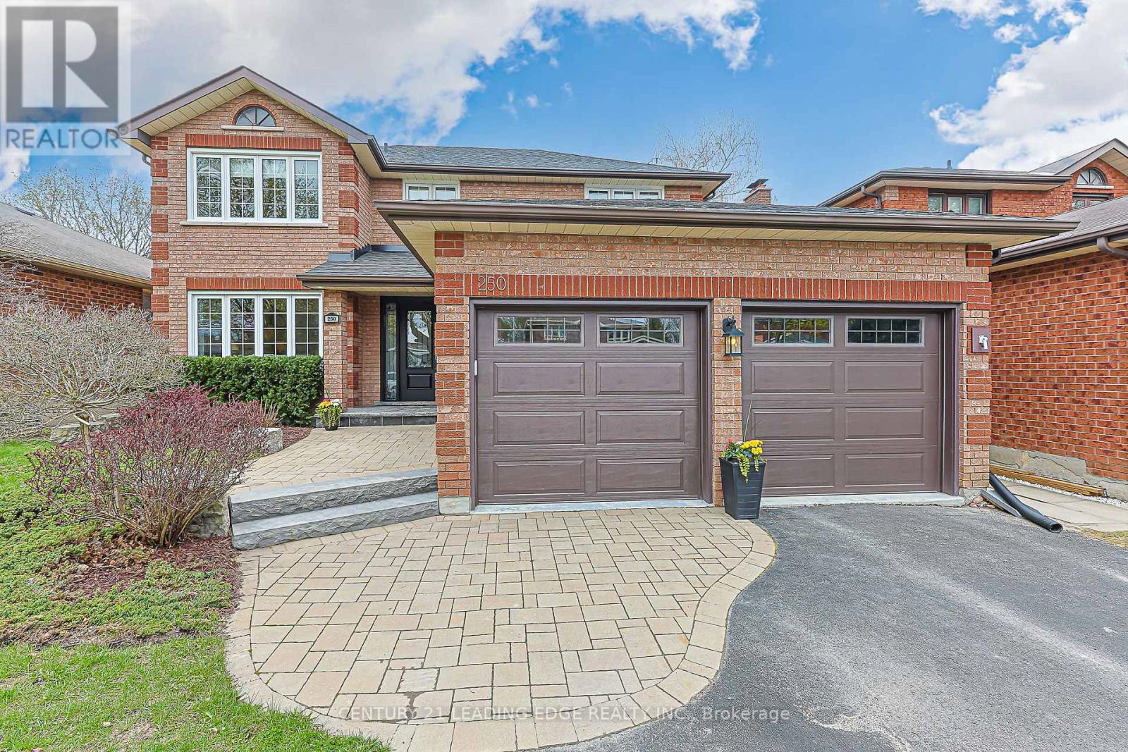 250 Hemlock Drive, Whitchurch-Stouffville, Ontario  L4A 5A5 - Photo 1 - N13078200