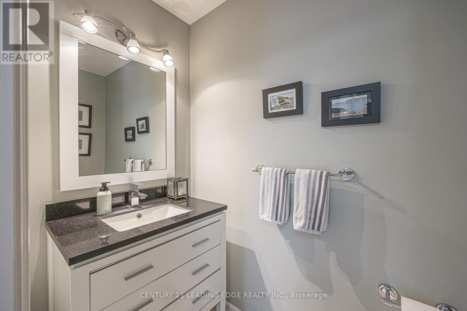 250 Hemlock Drive, Whitchurch-Stouffville, Ontario  L4A 5A5 - Photo 14 - N13078200