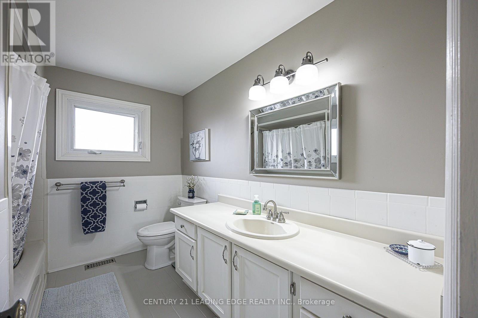 250 Hemlock Drive, Whitchurch-Stouffville, Ontario  L4A 5A5 - Photo 19 - N13078200