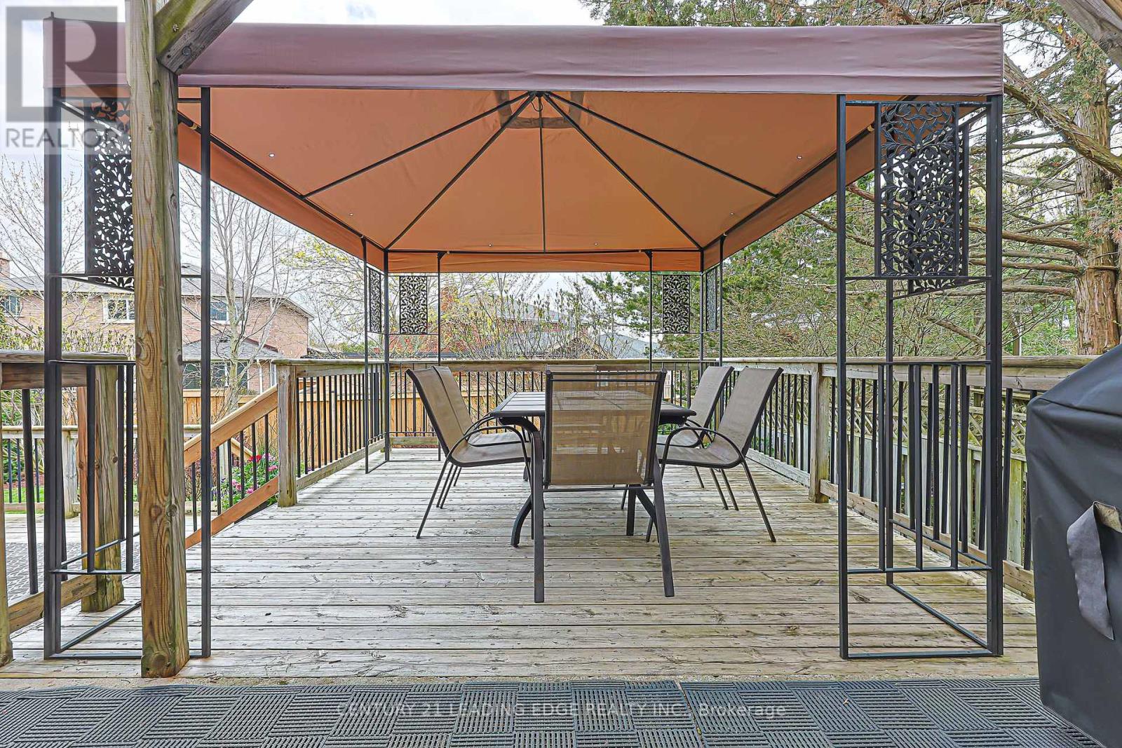 250 Hemlock Drive, Whitchurch-Stouffville, Ontario  L4A 5A5 - Photo 49 - N13078200