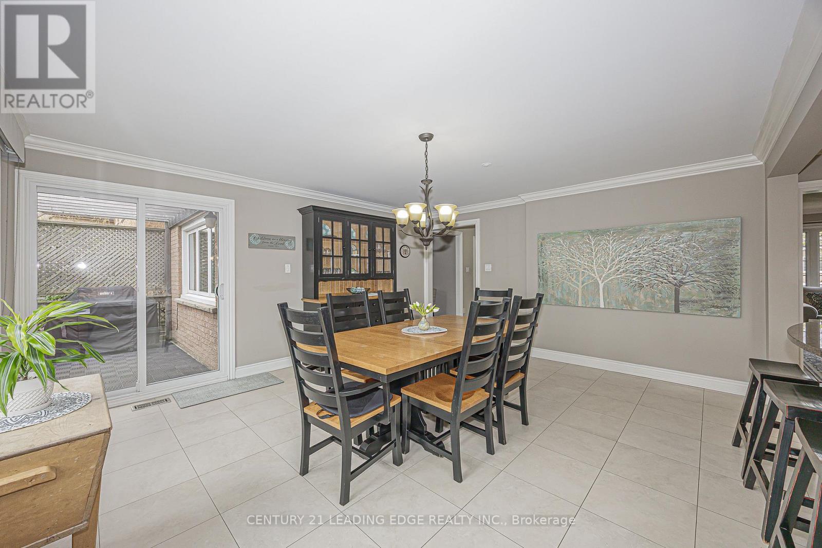 250 Hemlock Drive, Whitchurch-Stouffville, Ontario  L4A 5A5 - Photo 8 - N13078200