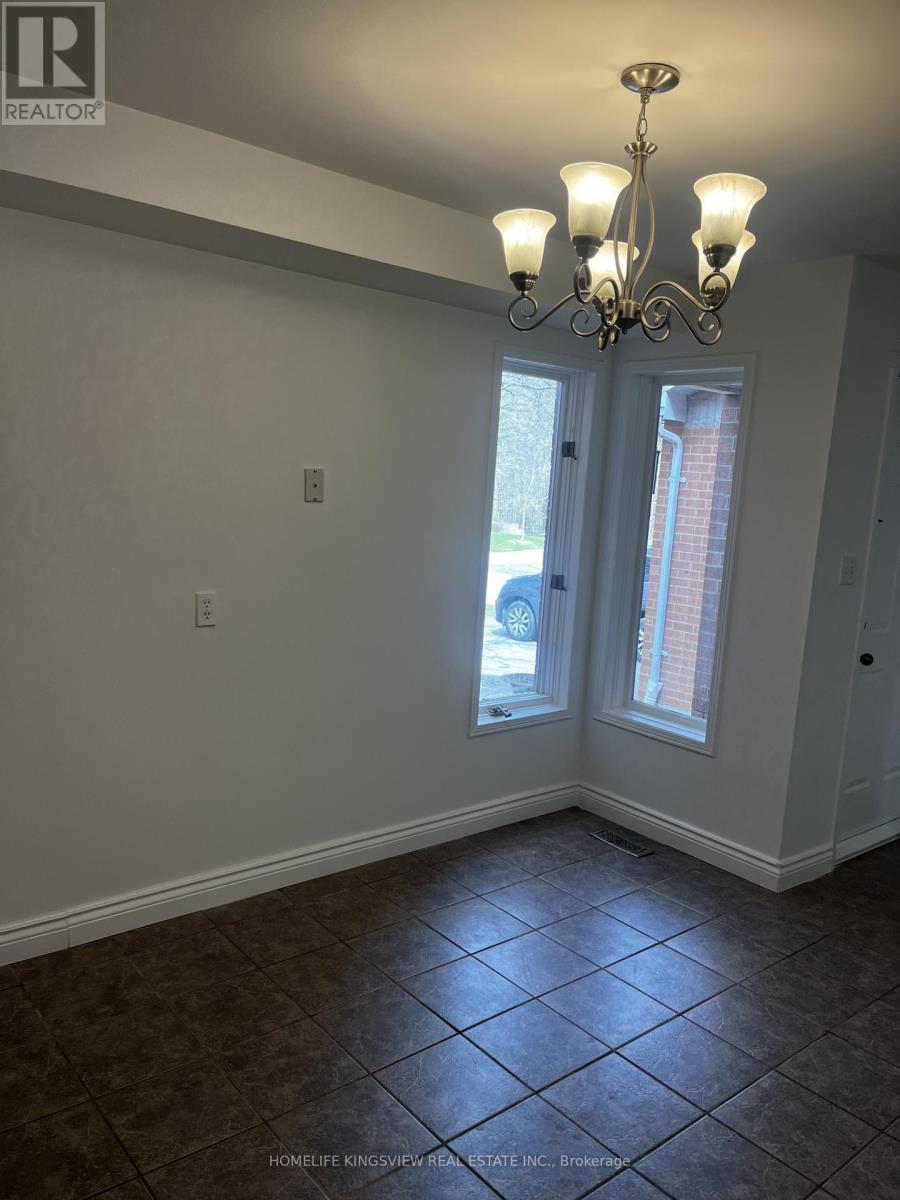 79 Cashel Court, Aurora, Ontario  L4G 6R8 - Photo 9 - N13078210