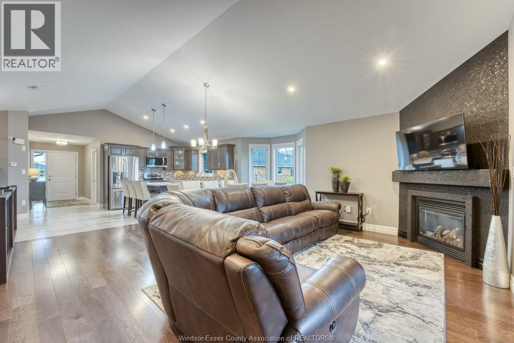 702 Commisso Crescent, Lasalle, Ontario  N9H 0C8 - Photo 16 - 26009969