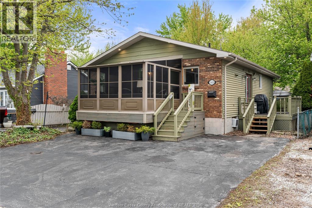 145 Langtry, Essex, Ontario  N8M 1H1 - Photo 3 - 26009908