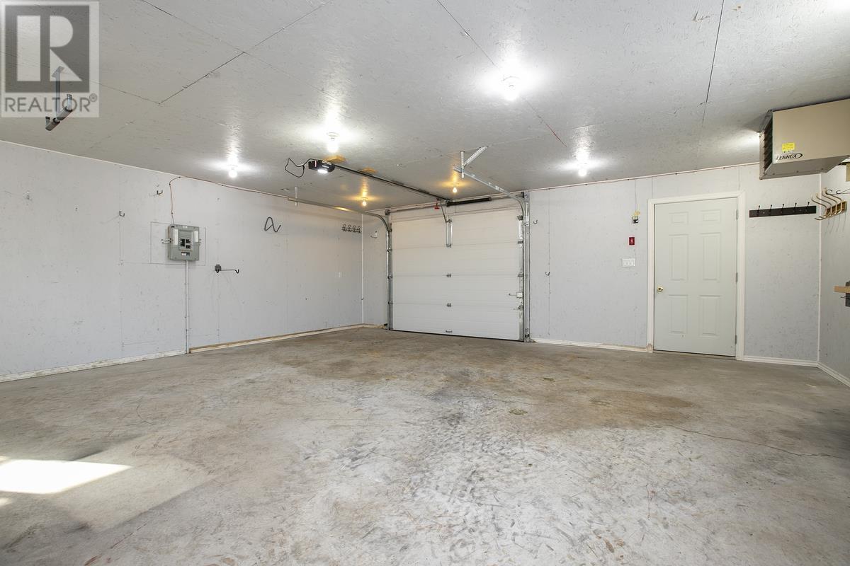 481 Lake St, Sault Ste. Marie, Ontario  P6B 3L4 - Photo 6 - SM253487