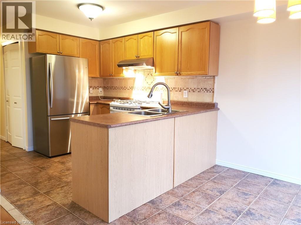 69 Shadyglen Drive, Stoney Creek, Ontario  L8J 3W8 - Photo 3 - 40824302