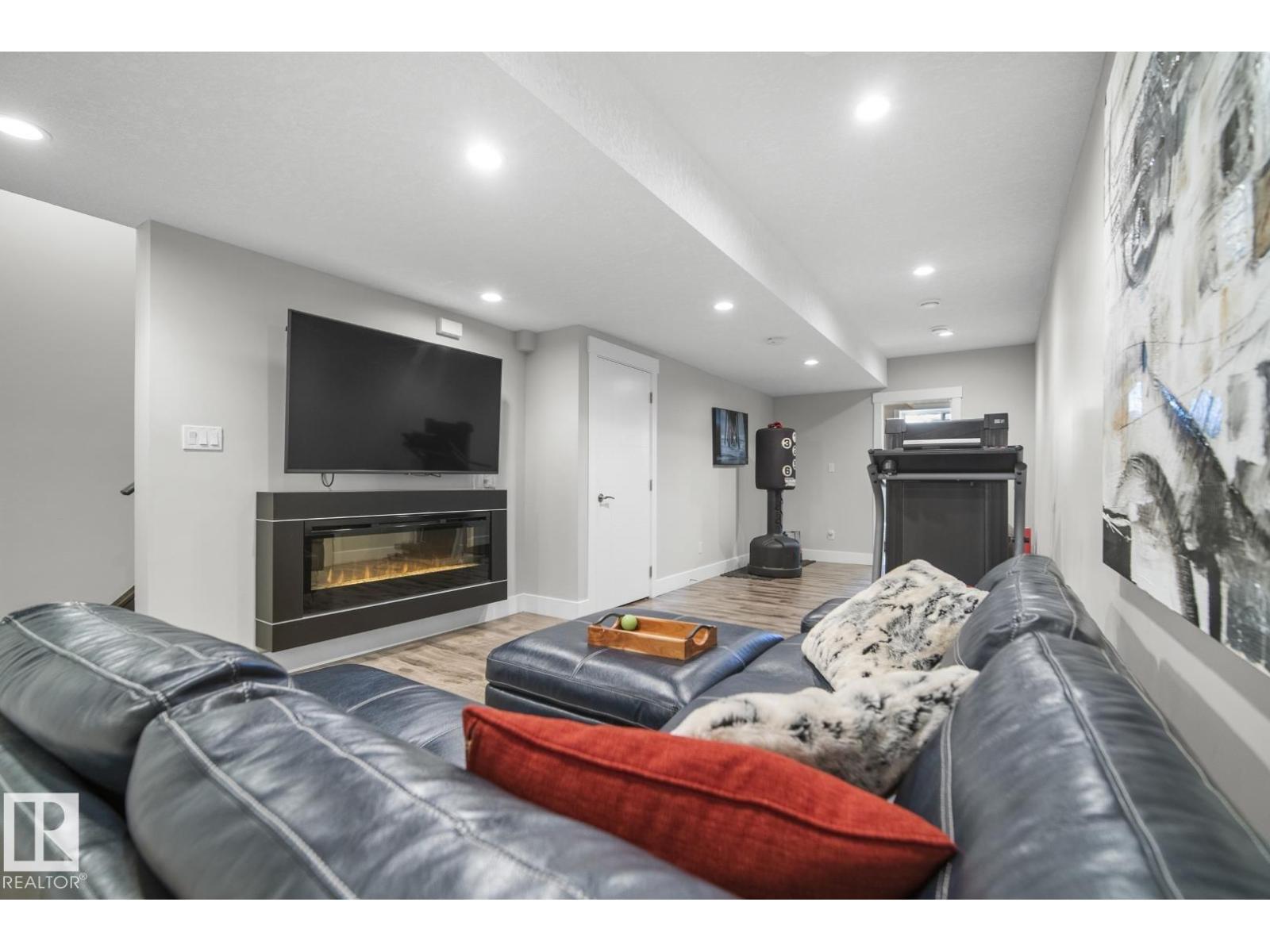 10427 146 St NW, Edmonton, Alberta  T5N 3A5 - Photo 31 - E4485438