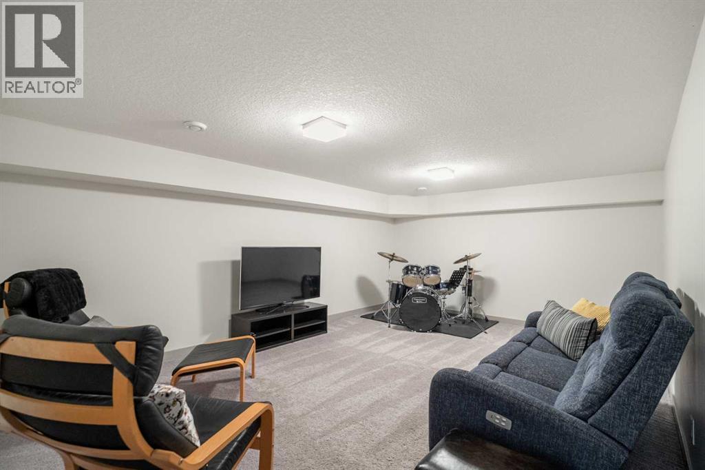 127 Lake Placid Close Se, Calgary, Alberta  T2J 5A5 - Photo 34 - A2301674