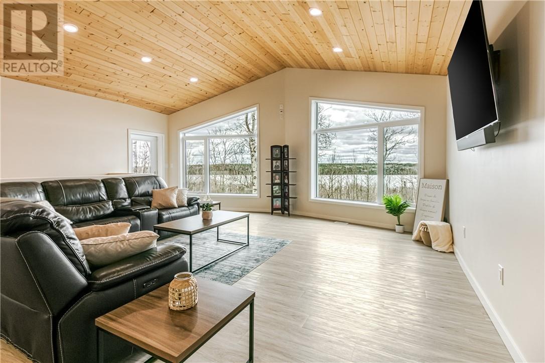 2132 Vermillion Lake Road, Chelmsford, Ontario  P0M 1L0 - Photo 16 - 2127442
