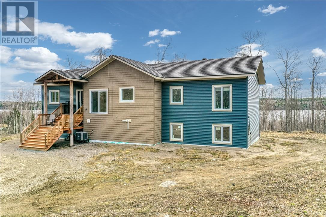 2132 Vermillion Lake Road, Chelmsford, Ontario  P0M 1L0 - Photo 2 - 2127442