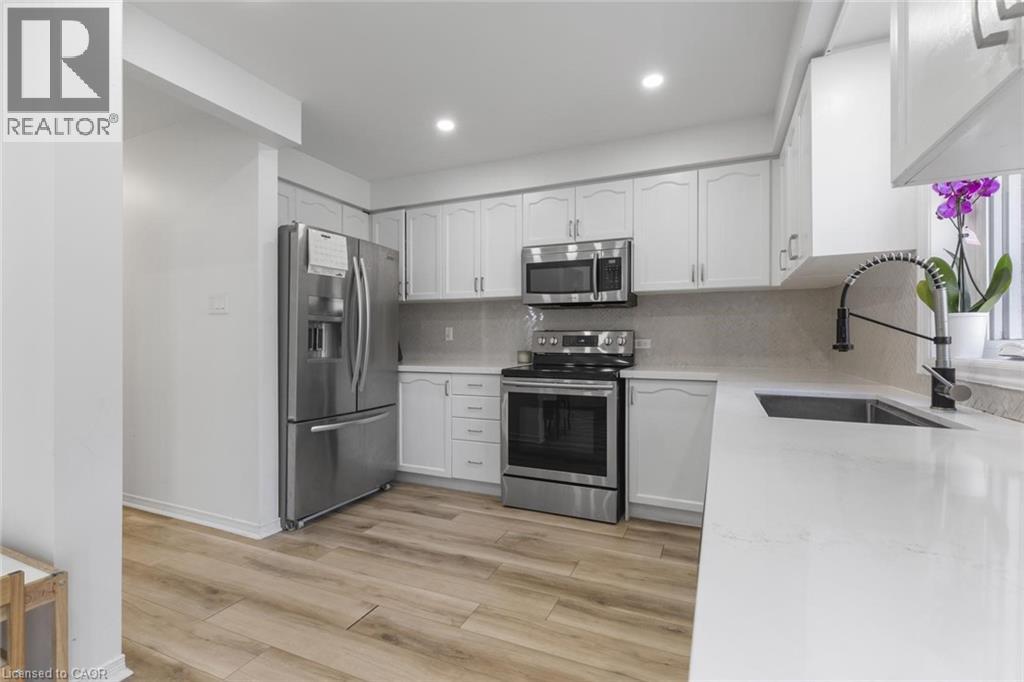 30 Harnesworth Crescent, Hamilton, Ontario  L8B 0J3 - Photo 14 - 40826719