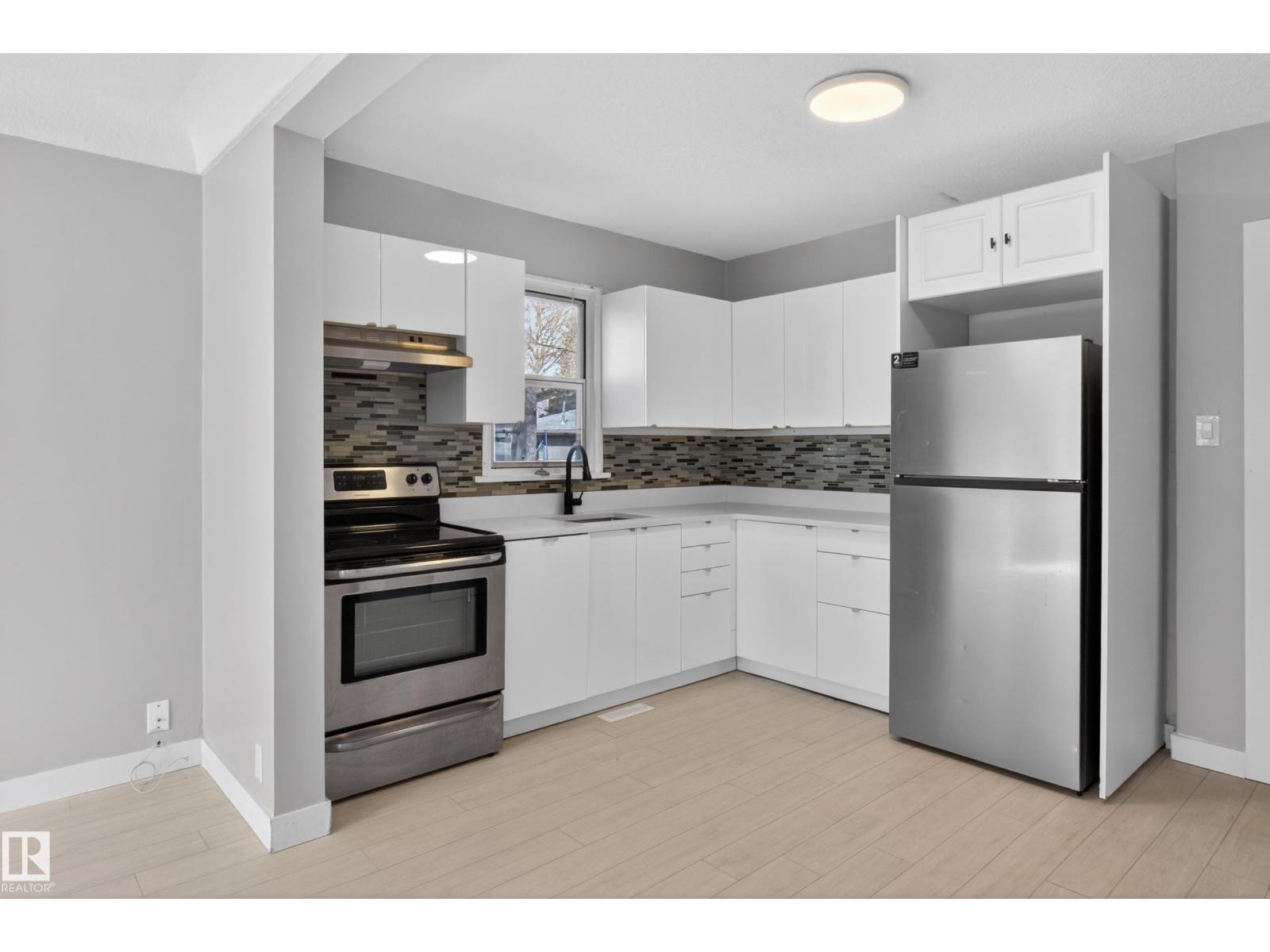 8722 112 Av NW, Edmonton, Alberta  T5B 0G6 - Photo 11 - E4485582