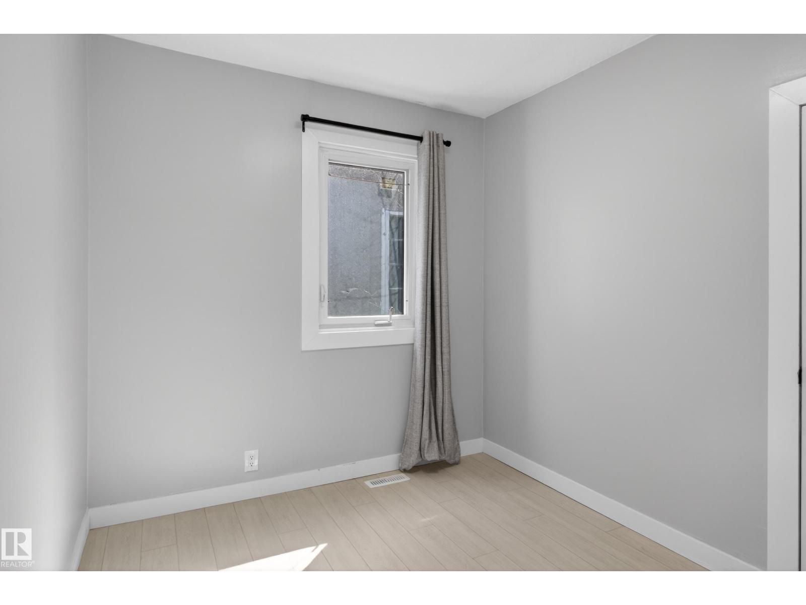 8722 112 Av NW, Edmonton, Alberta  T5B 0G6 - Photo 18 - E4485582