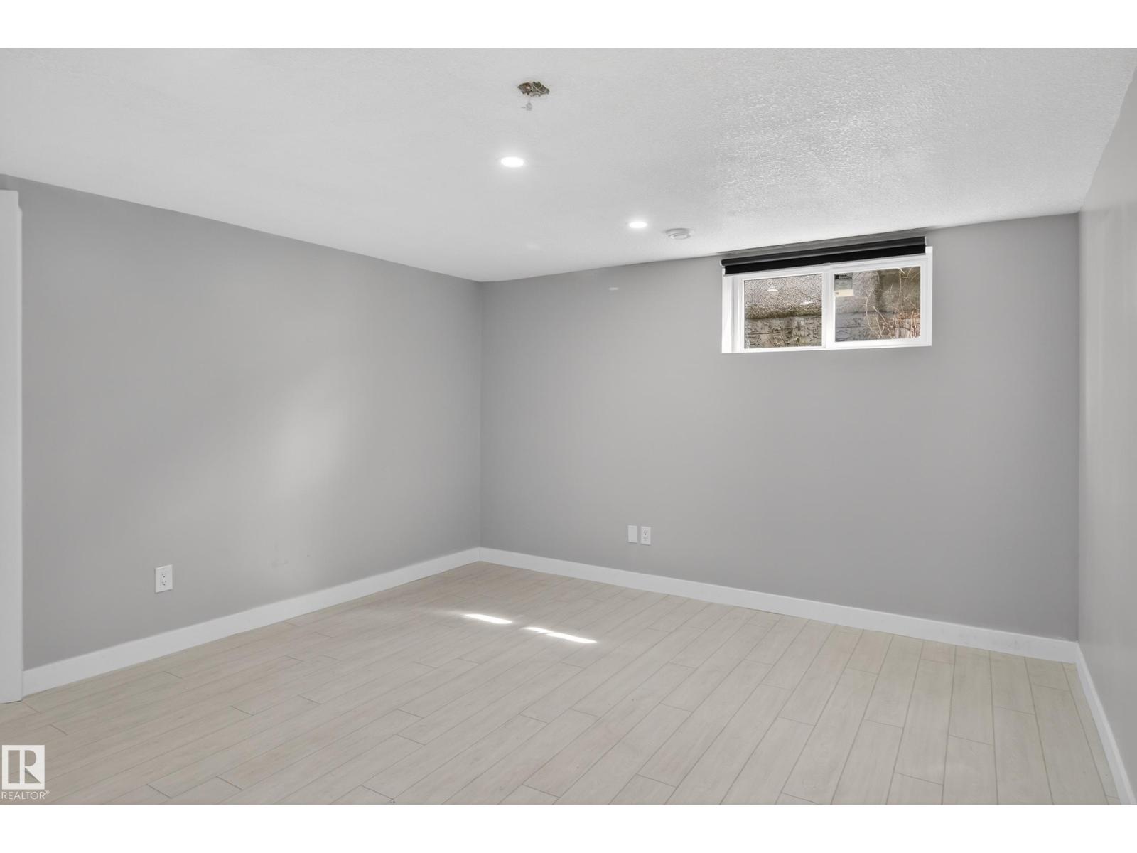 8722 112 Av NW, Edmonton, Alberta  T5B 0G6 - Photo 26 - E4485582