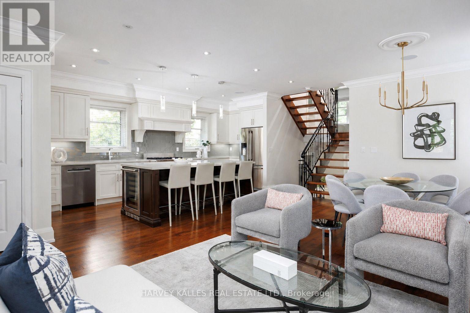 38 Westmount Park Road, Toronto, Ontario  M9P 1R6 - Photo 10 - W13078142
