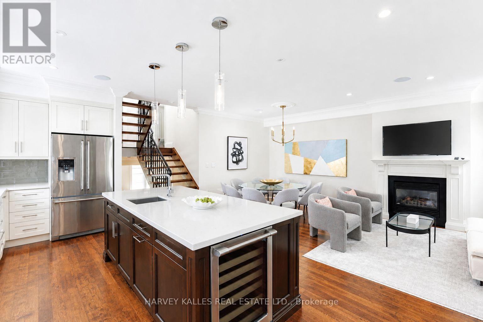 38 Westmount Park Road, Toronto, Ontario  M9P 1R6 - Photo 13 - W13078142
