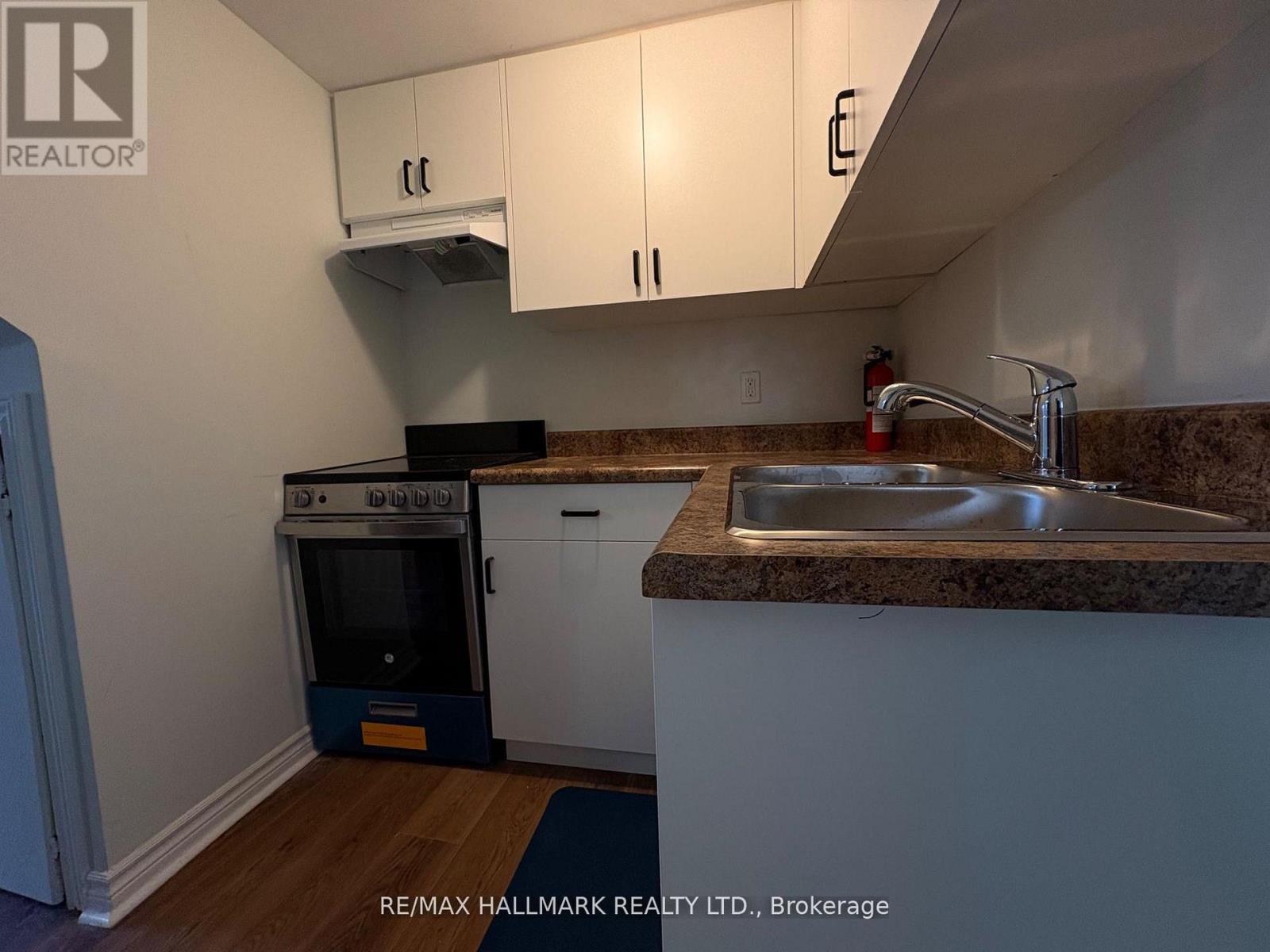 Lower - 70 Eileen Avenue, Toronto, Ontario  M6N 1V4 - Photo 12 - W13078146