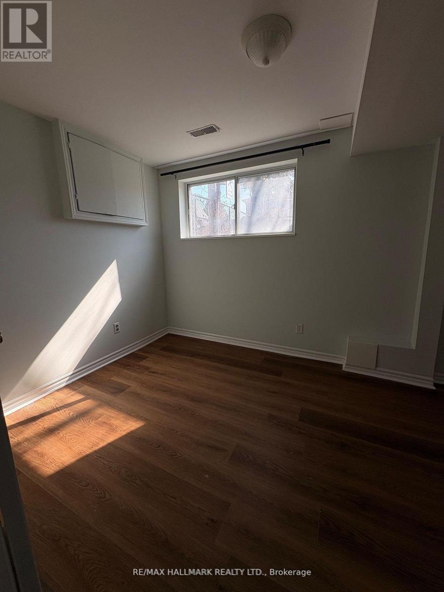 Lower - 70 Eileen Avenue, Toronto, Ontario  M6N 1V4 - Photo 13 - W13078146