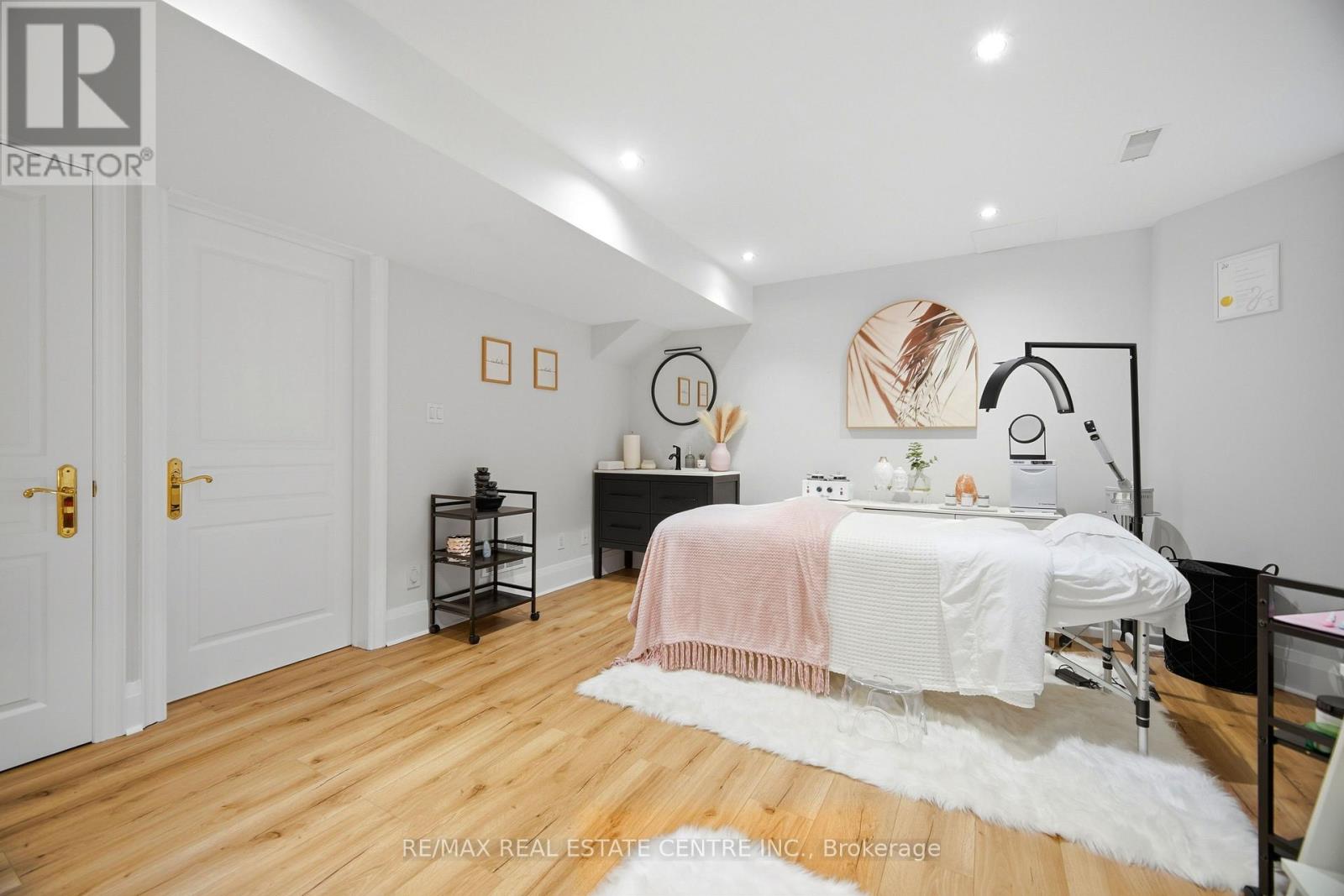 31 - 5 Tyre Avenue, Toronto, Ontario  M9A 1C5 - Photo 42 - W13078182