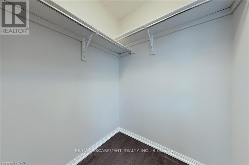 Main & Upper - 1005 Farmstead Drive, Milton, Ontario  L9T 8G2 - Photo 11 - W13078192