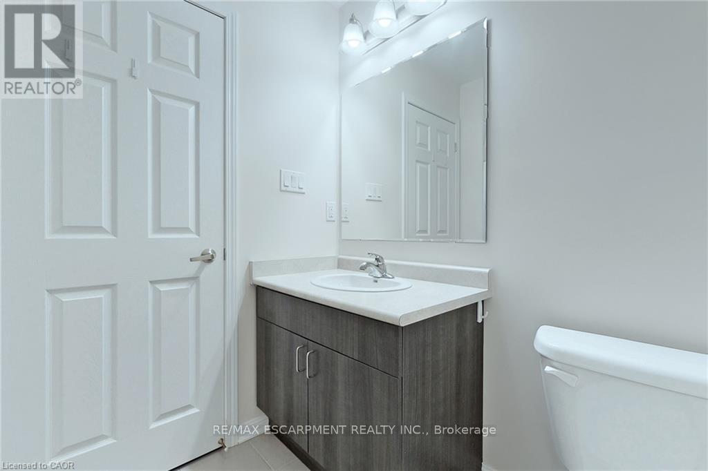 Main & Upper - 1005 Farmstead Drive, Milton, Ontario  L9T 8G2 - Photo 12 - W13078192